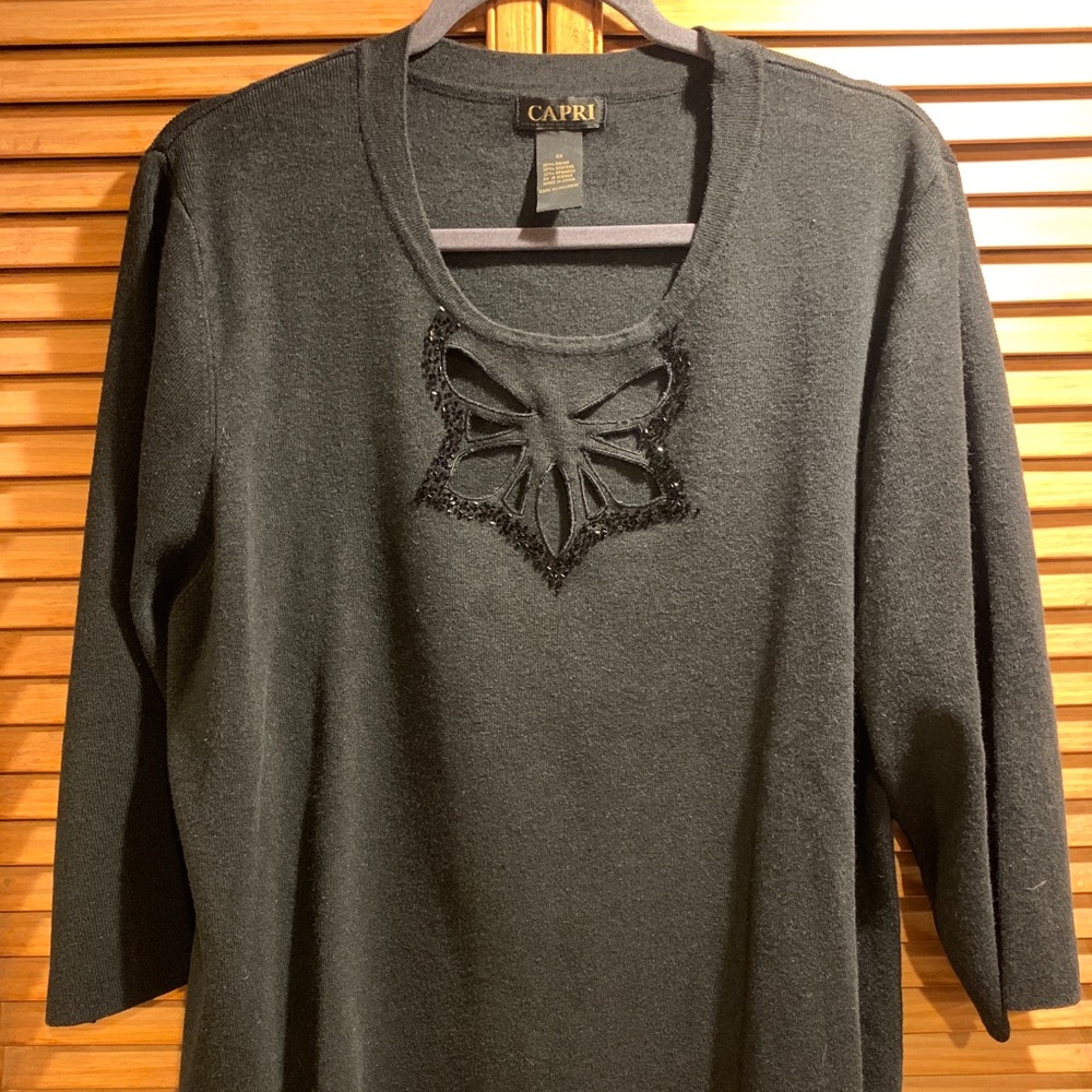 💕Black 3/4 sleeve sweater💕